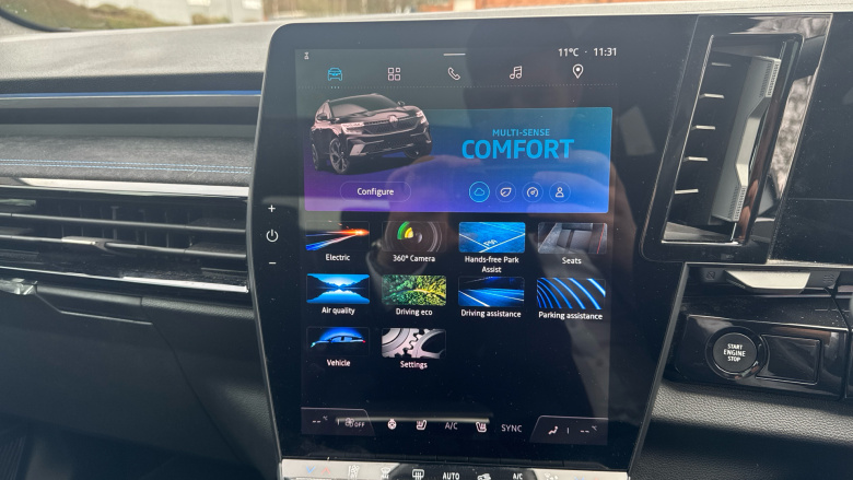 Renault Austral E-Tech FHEV Iconic Esprit Alpine 5dr Auto 4C Hybrid Estate